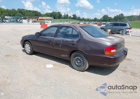 1999 Nissan Altima Gle/Gxe/Se/Se-L/Xe z USA, uszkodzony, nr VIN 1N4DL01D3XC124594